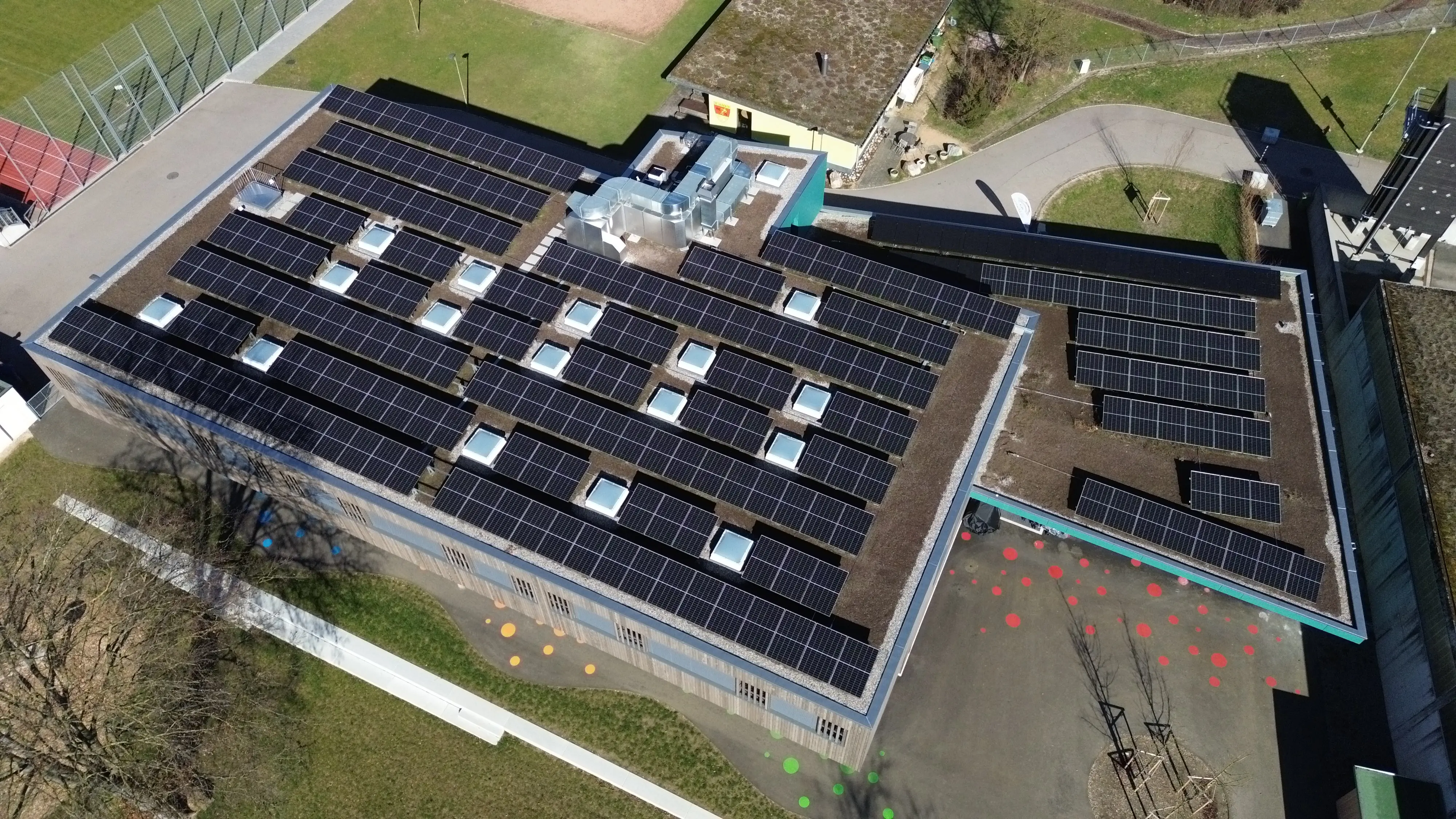 Photovoltaikanlage auf dem Kindergarten Garbe in Lausen